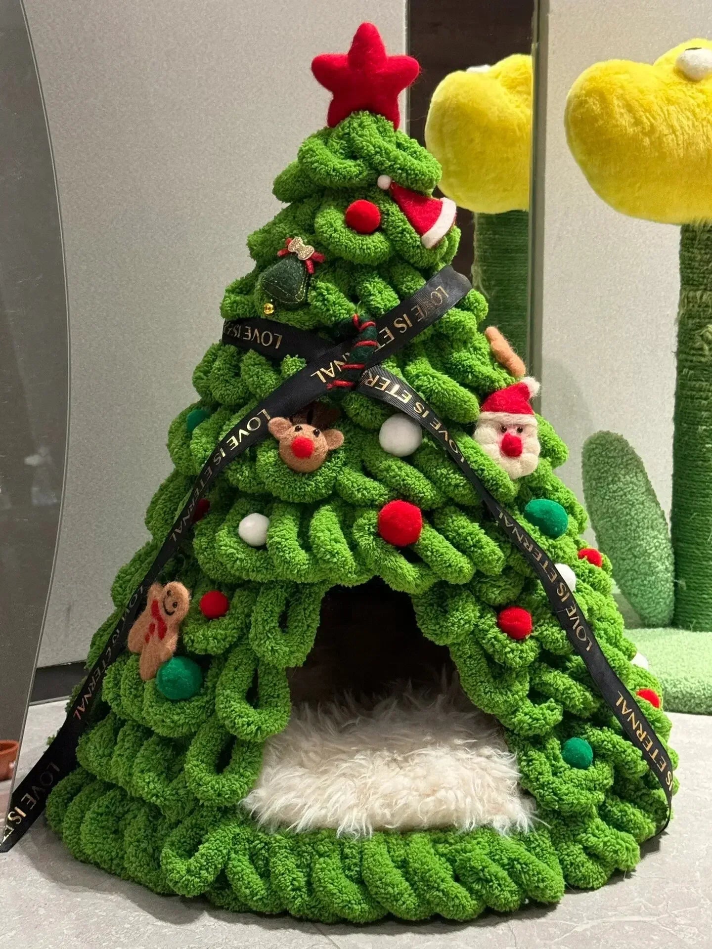 Christmas Tree Cat Bed DIY Yarn Tools Package Homemade Puppy Nest for Autumn Winter Warmth Four Seasons Universal Pet Suppplies
